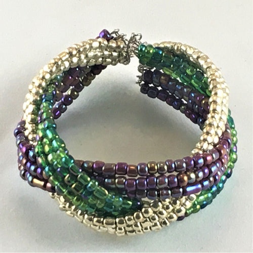 Tri-colored cuff
