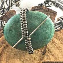 Load image into Gallery viewer, Sterling silver wire &amp; aventurine bracelet