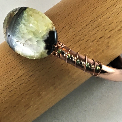Copper and crystals bracelet