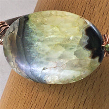 Load image into Gallery viewer, Copper and crystals bracelet