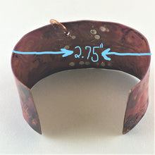 Load image into Gallery viewer, Hammered copper cuff bracelet