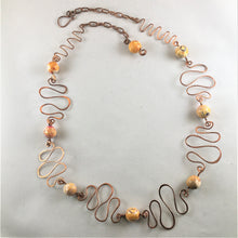 Load image into Gallery viewer, Wavy Copper necklace