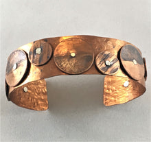 Load image into Gallery viewer, Dotty Hammered Cuff