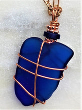 Load image into Gallery viewer, Blue Trail Glass Necklace - Trail trash
