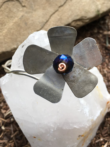 Petal Pop Bracelet - Trail trash